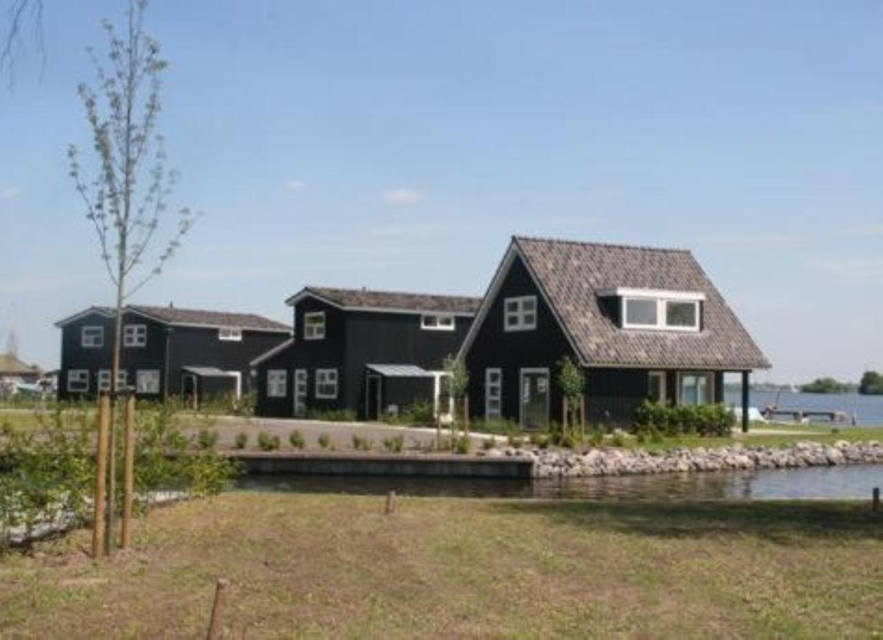 Waterpark Oan 'E Poel Hotel Grou Exterior photo